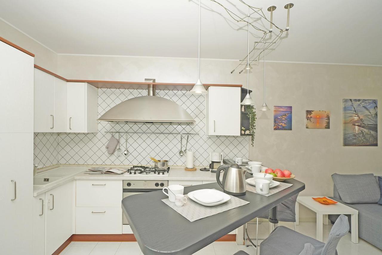 Casa Rudi - Gardagate Apartment Sirmione Exterior photo