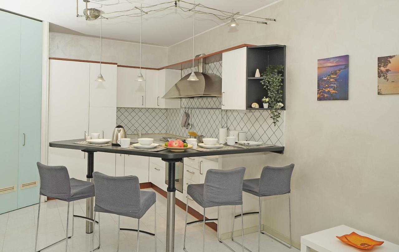 Casa Rudi - Gardagate Apartment Sirmione Exterior photo